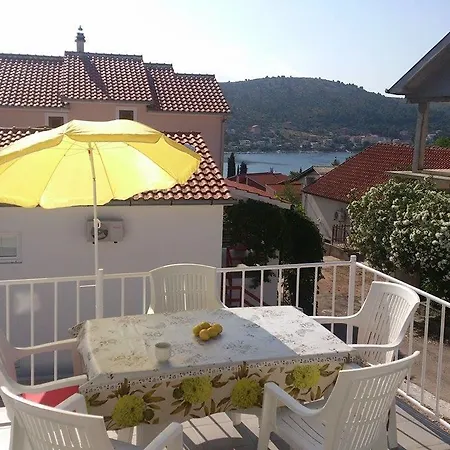 Apartments Rogoznica * Rogoznica (Sibenik-Knin)