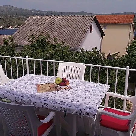 Rogoznica Apartment *