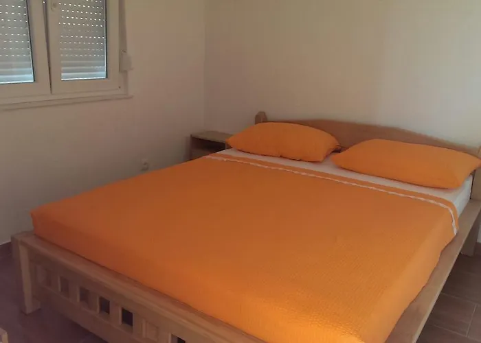 Apartments Rogoznica Daire *